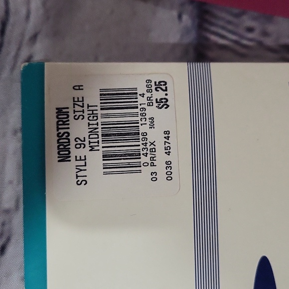 Women's vintage pantyhose size A AB. New. Nordstrom hanes - Picture 5 of 5